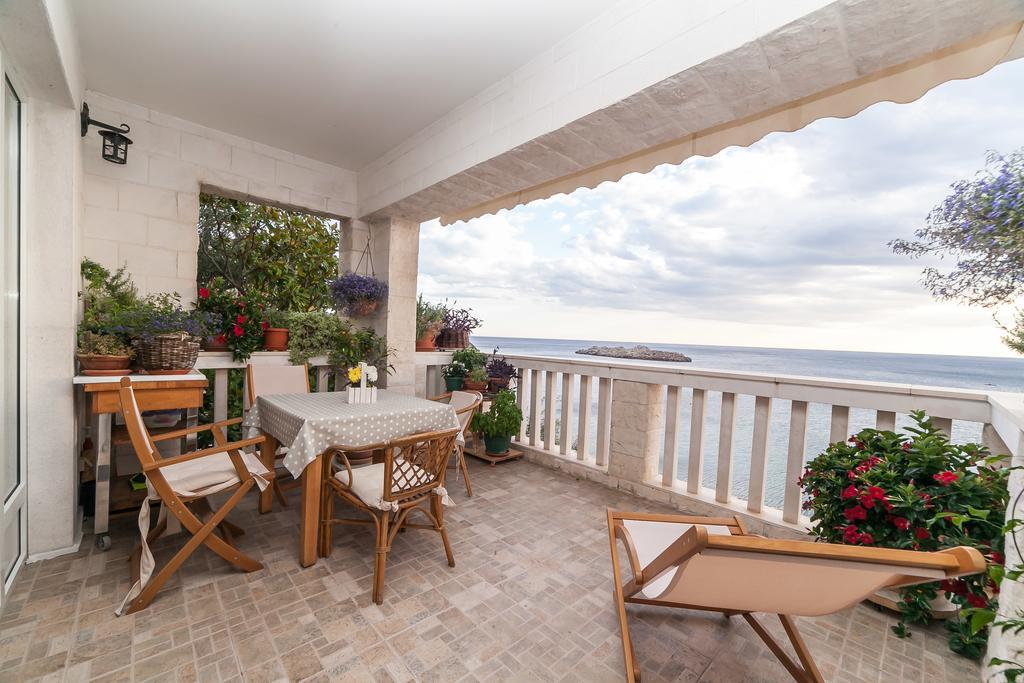 סבטי סטפן Beachfront First Line View מראה חיצוני תמונה